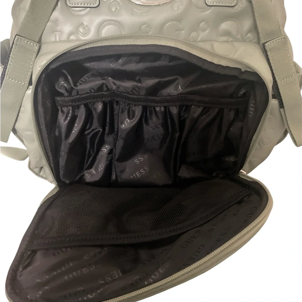 Guess Green Diaper Backpack - NWT - Picture 5 of 8